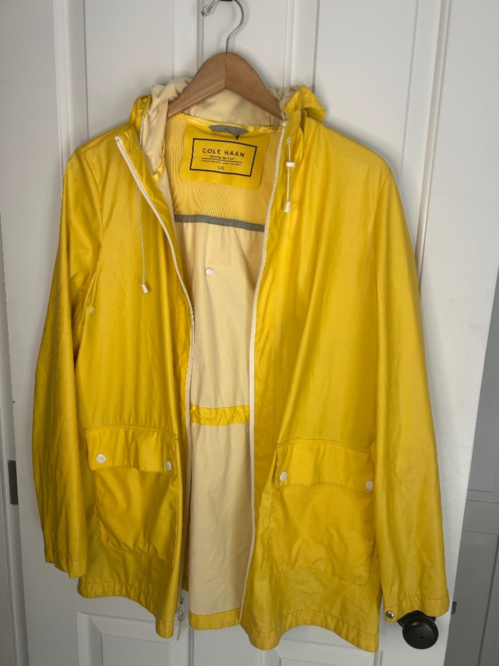 Cole Haan Women’s Weather Resistant Hooded Yellow Rain Jacket Size L
